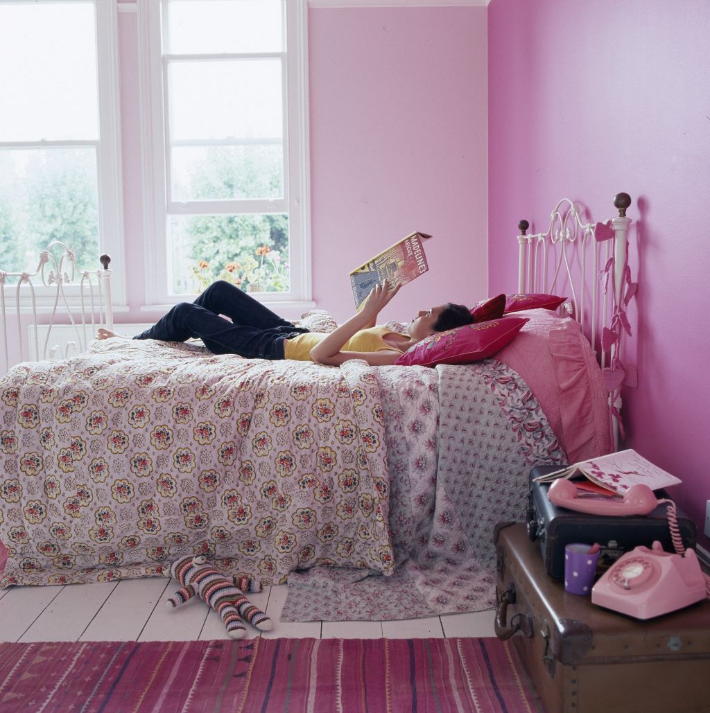 Nuante de roz in camera de adolescenta Foto Copyright © Akzo Nobel