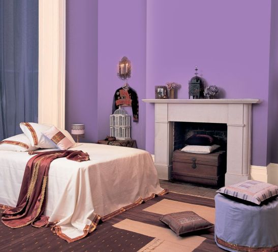 Folosit in interioarele cu detalii aurite, violetul este perceput ca elegant, royal Foto Copyright © Akzo Nobel